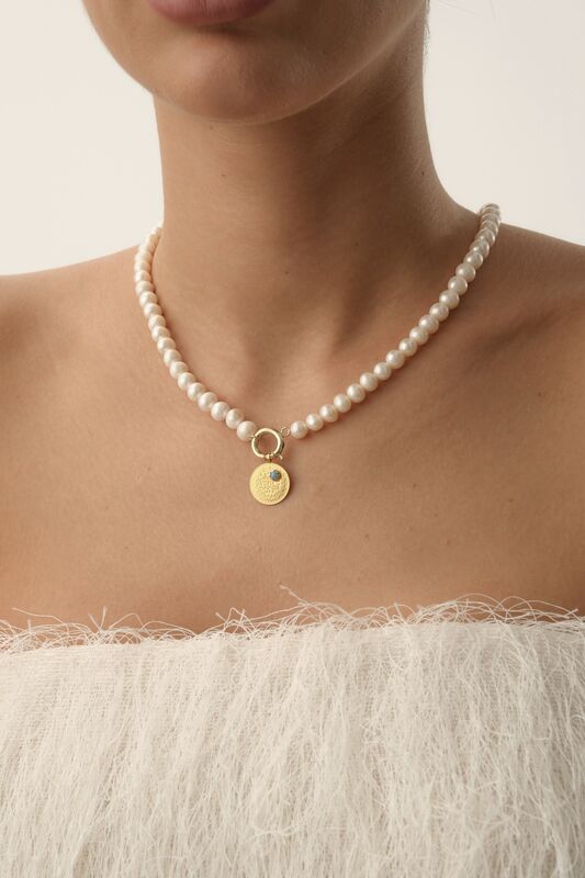 İnci Kolye ve Reşat Çeyrek