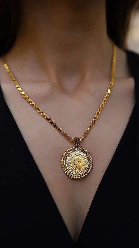 Dorica Çerçeveli Yarım Altın ve Pullu Zincir - 1